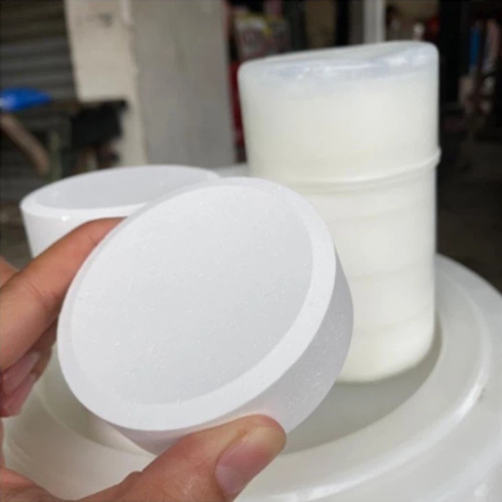 Swimming Pool Trichloroisocyanuric Acid 90% TCCA Powder/Granule 8-30mesh/ Tablet TCCA 90%